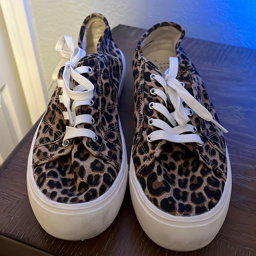 A New Day Taryn Platform Sneakers.